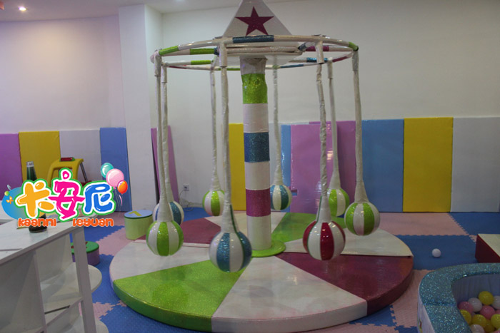 新版电动椰子树